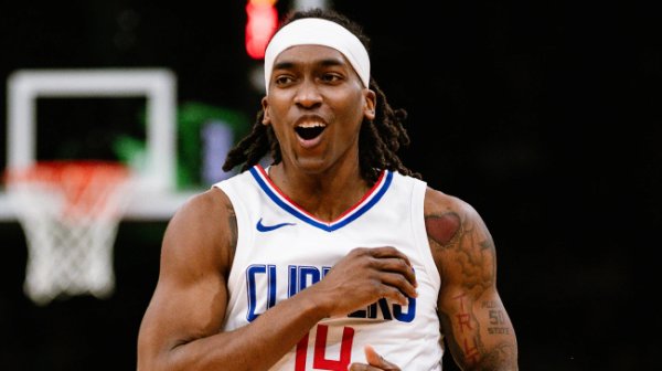 九游娱乐下载 曼恩3年4700万提前续约快船 上赛季场均8.8分